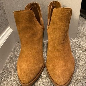 Steve Madden suede booties